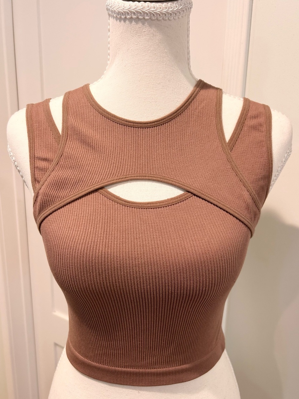 ANWND Harness Crop Tank Top
